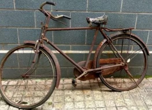 70年代，让人朝思暮想的“凤凰牌自行车”，如果放在现代要多少钱
